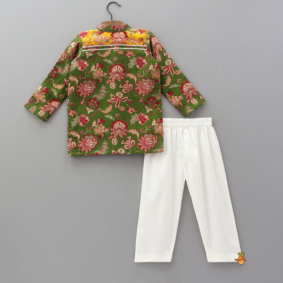 Pre Order: Contrast Yoke Detailed Floral Printed Kurta With Pyjama