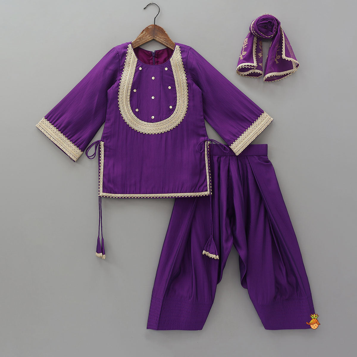 Pre Order: Lace Detailed Kurta With Farshi Salwar And Dupatta