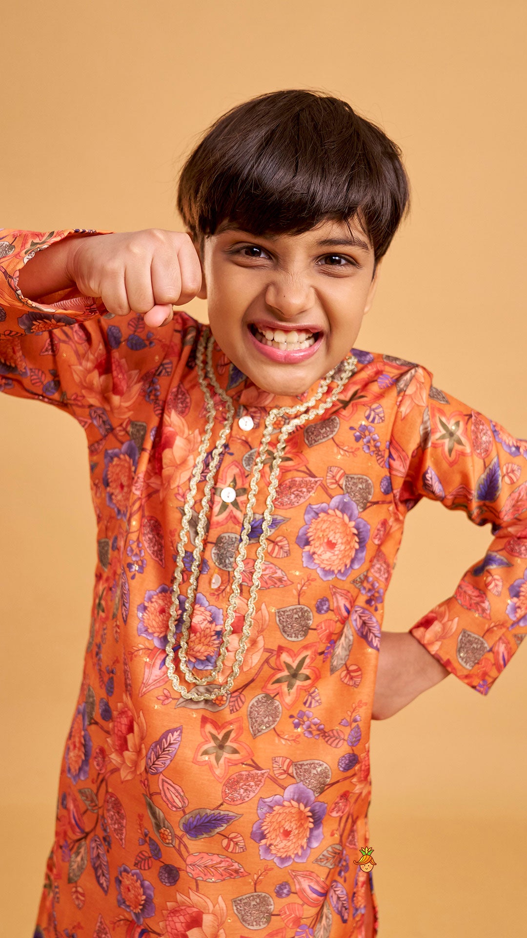 Beautiful Floral Printed Ethnic Kurta With Pyjama