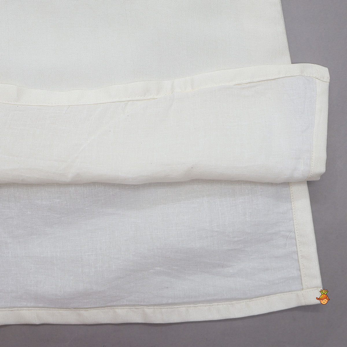 Pre Order: Thread Embroidered Yoke Ethnic Kurta With Pyjama