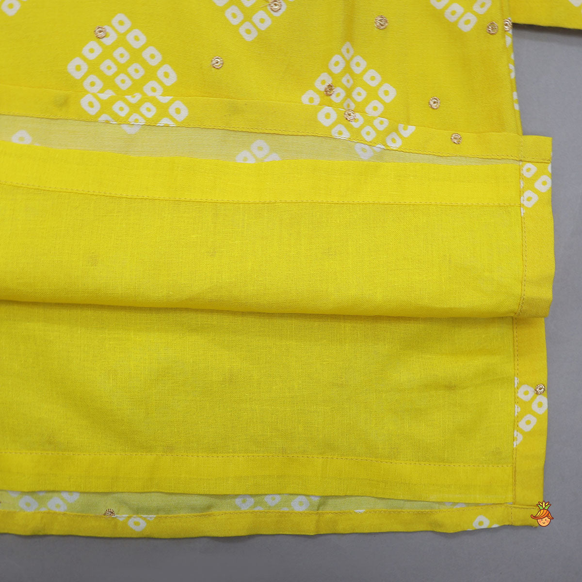 Pre Order: Bandhani Print Kurta With Floral Applique Jacket And Churidar