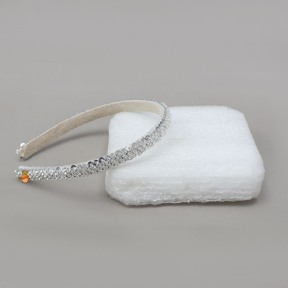Elegant Sequined Embroidered Hair Band