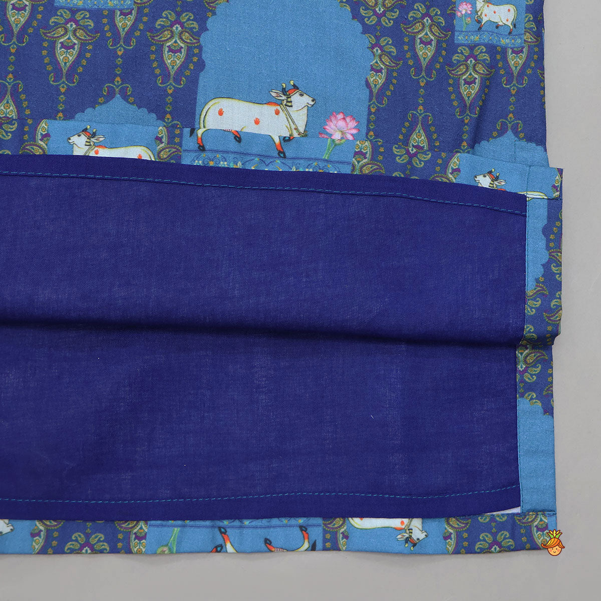 Pre Order: Ethnic Printed Kurta With Pyjama