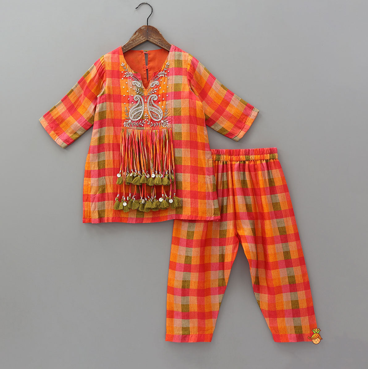 Pre Order: Paisley Zardozi Butti Embroidered Checked Kurti With Salwar
