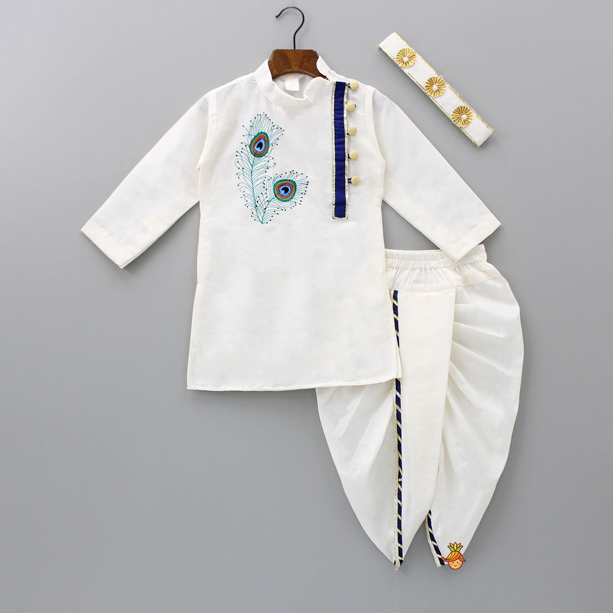 Embroidered Kurta With Lace Detailing Dhoti And Headband