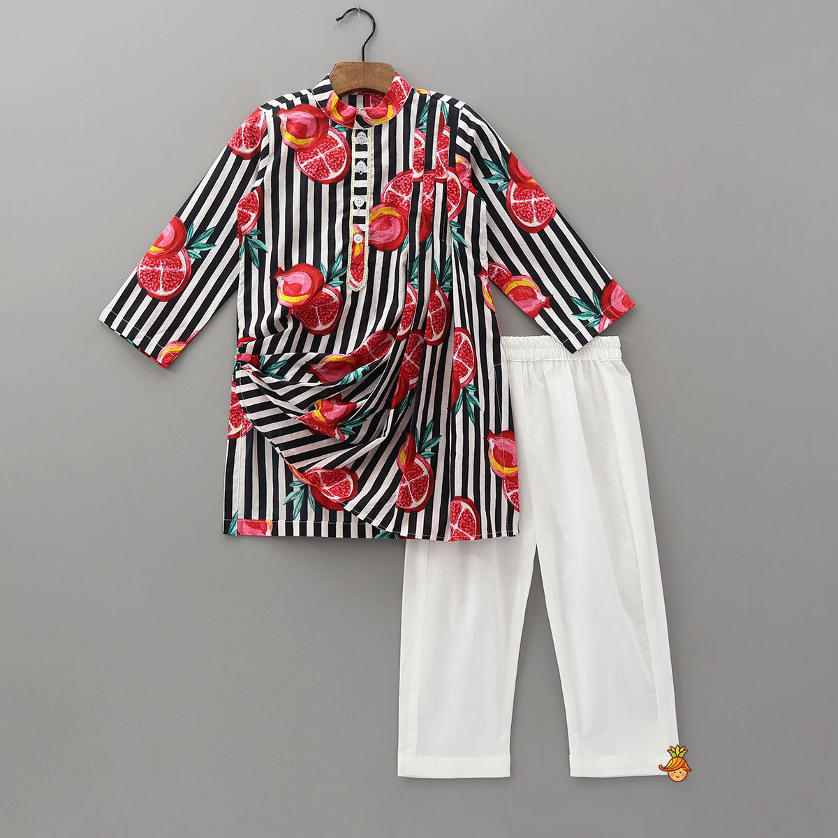Pre Order: Cowl Style Printed Kurta And Pyjama