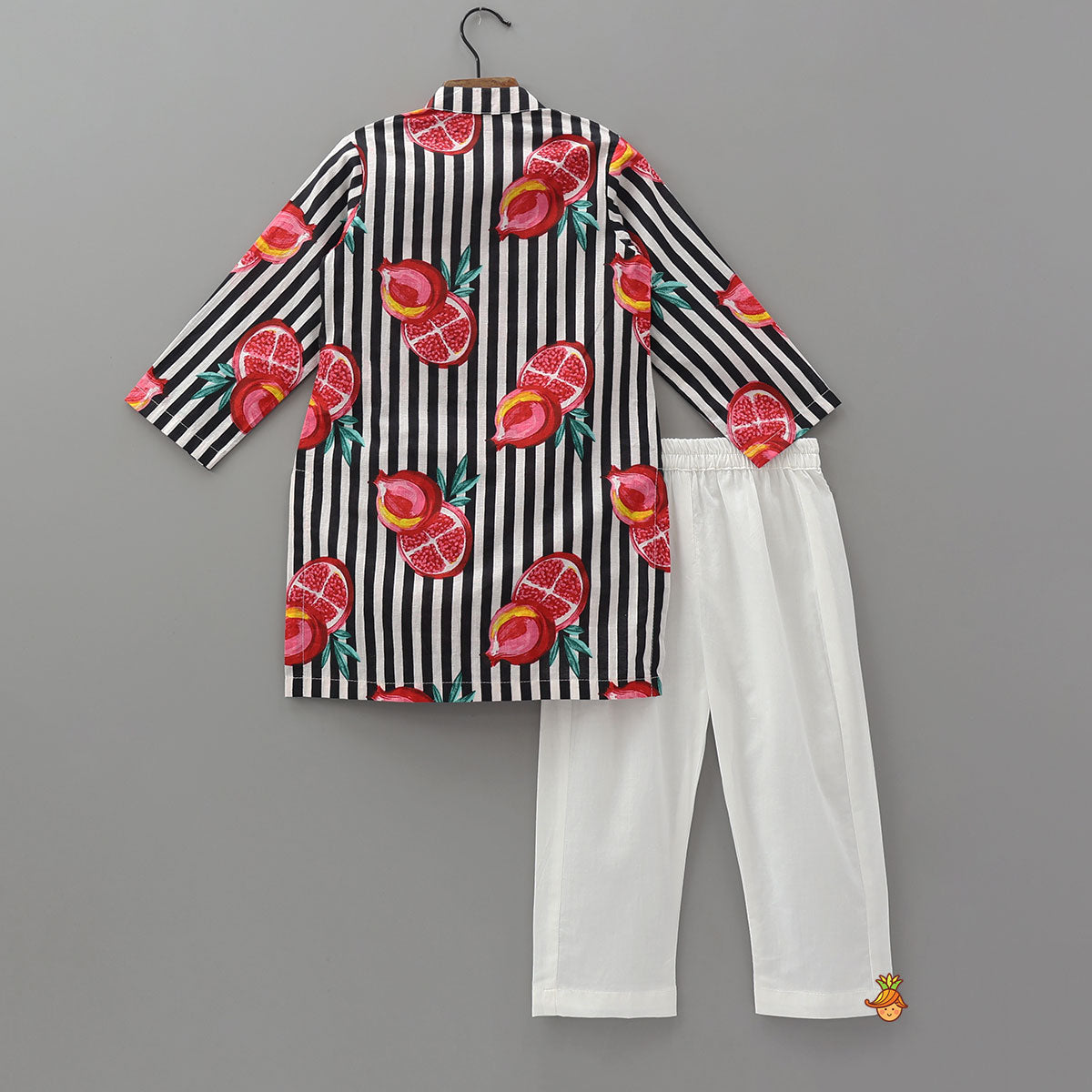 Pre Order: Cowl Style Printed Kurta And Pyjama