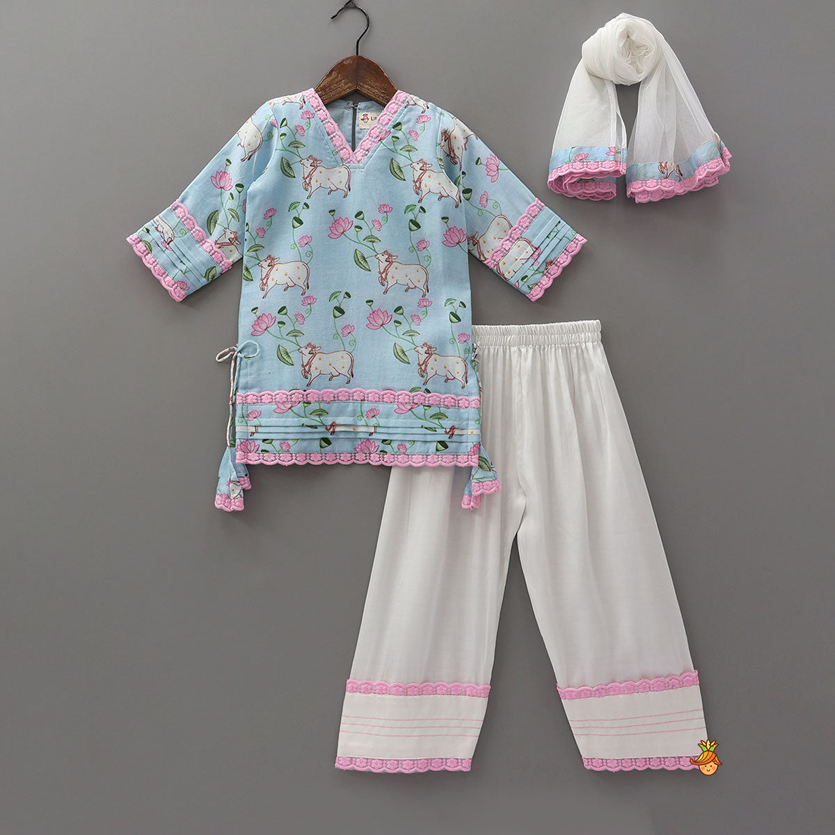 Pre Order: V Neck Kurti And Farshi Salwar With Dupatta
