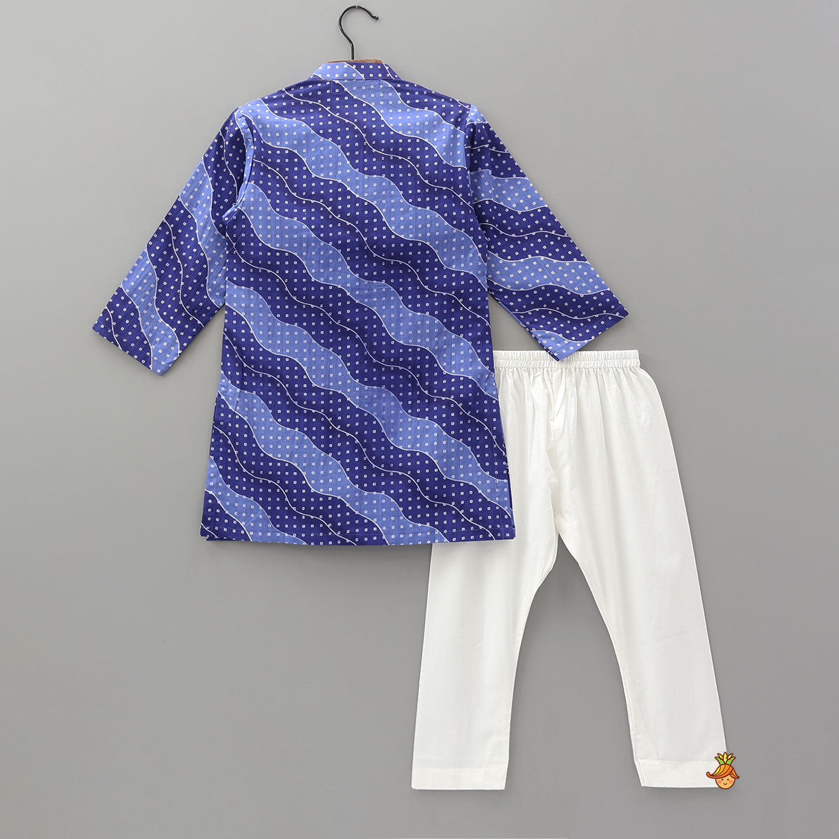 Pre Order: Bandhani Printed Cotton Kurta And Pyjama