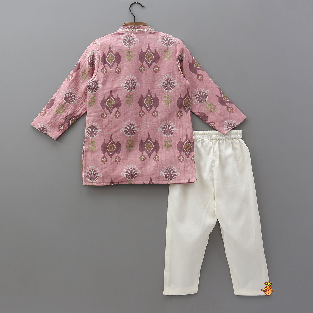 Pre Order: Classic Printed Kurta With Pyjama