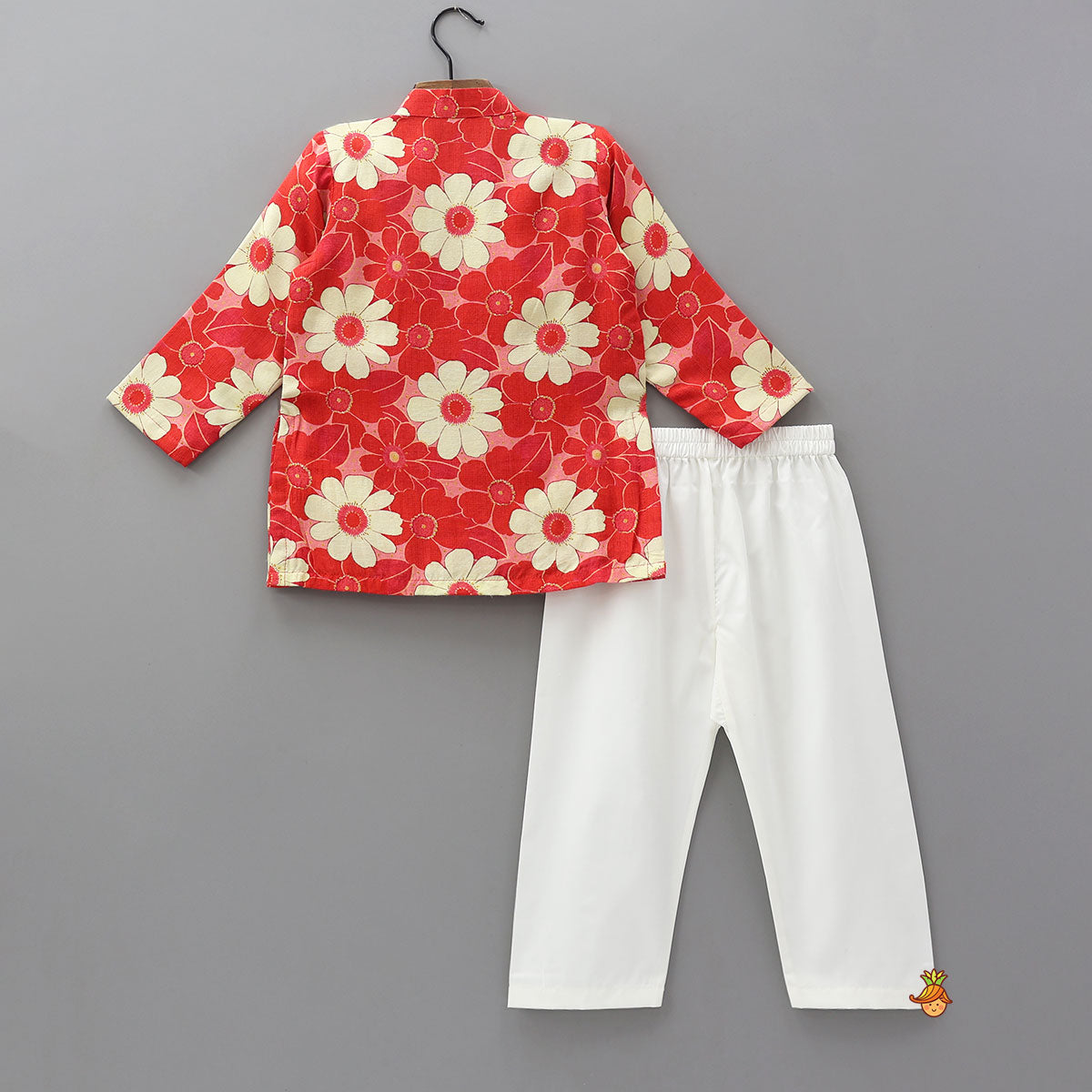 Pre Order: Loop Button Floral Print Kurta And Pyjama