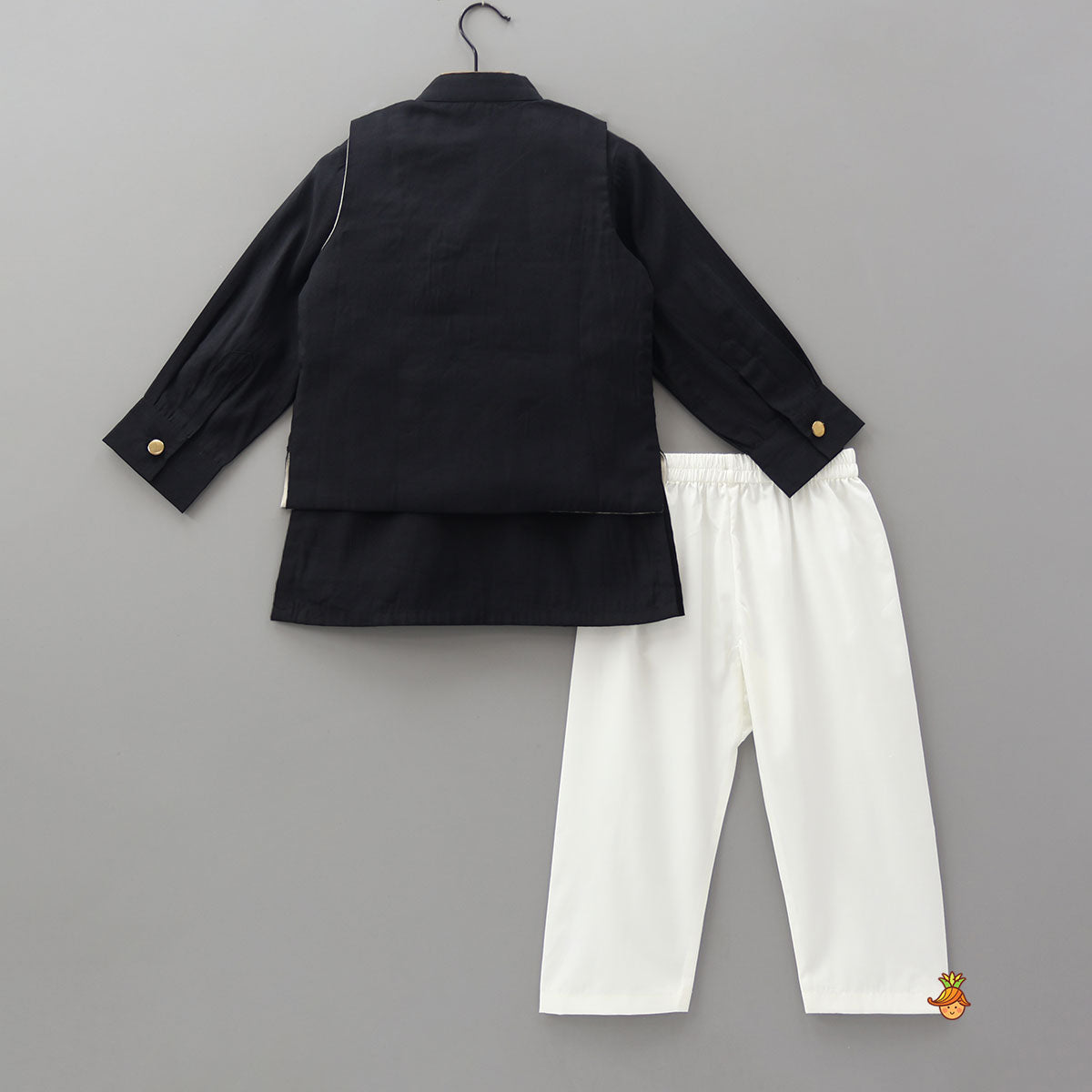 Pre Order: Kurta With Contrasting Pocket Square Jacket And Pyjama