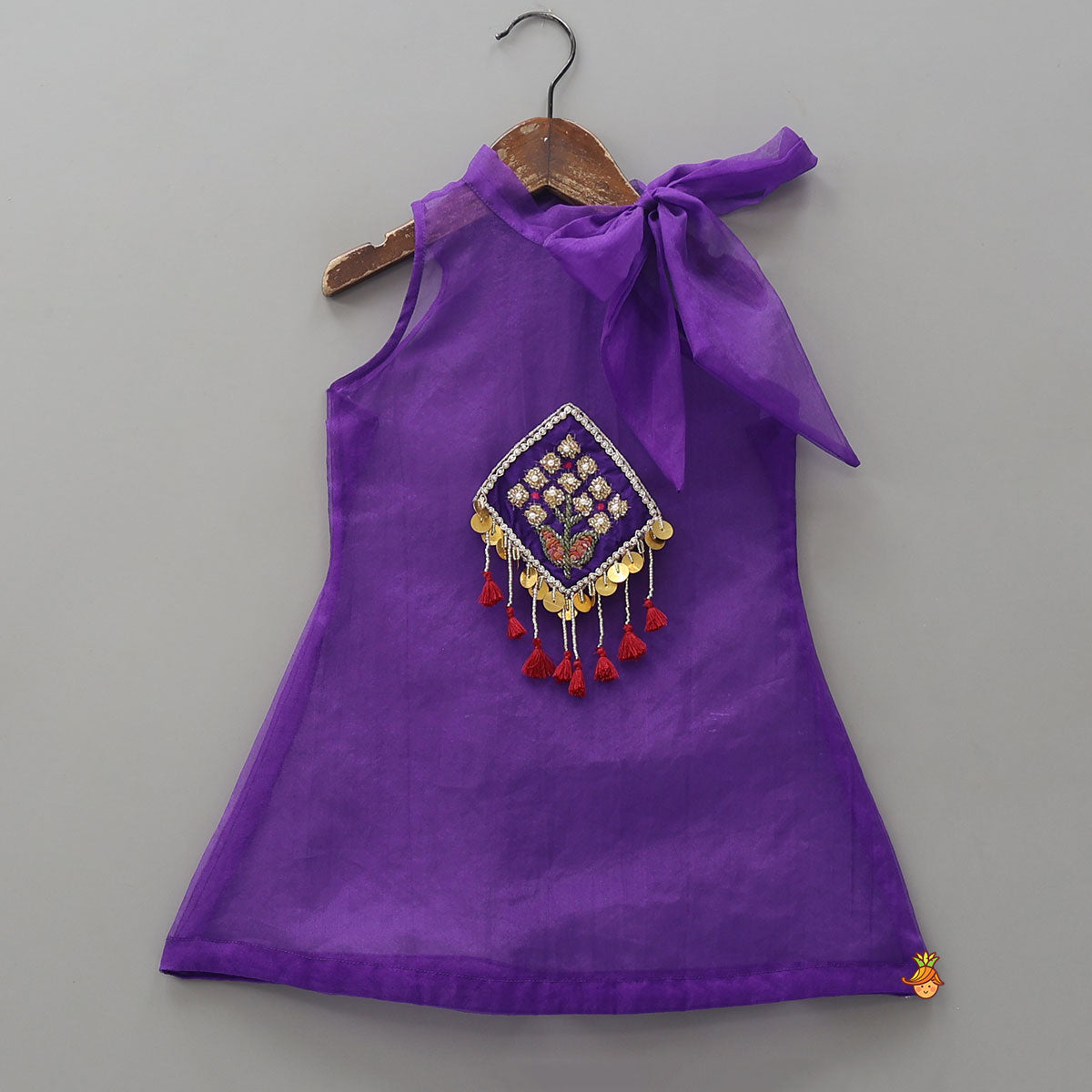 Pre Order: Strappy Top With Tie-Knot Kurti And Palazzo