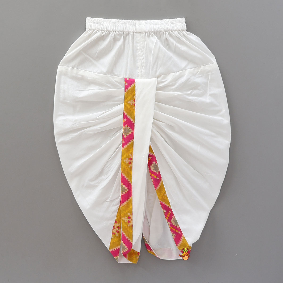 Pre Order: Geometric Printed Kurta And Dhoti