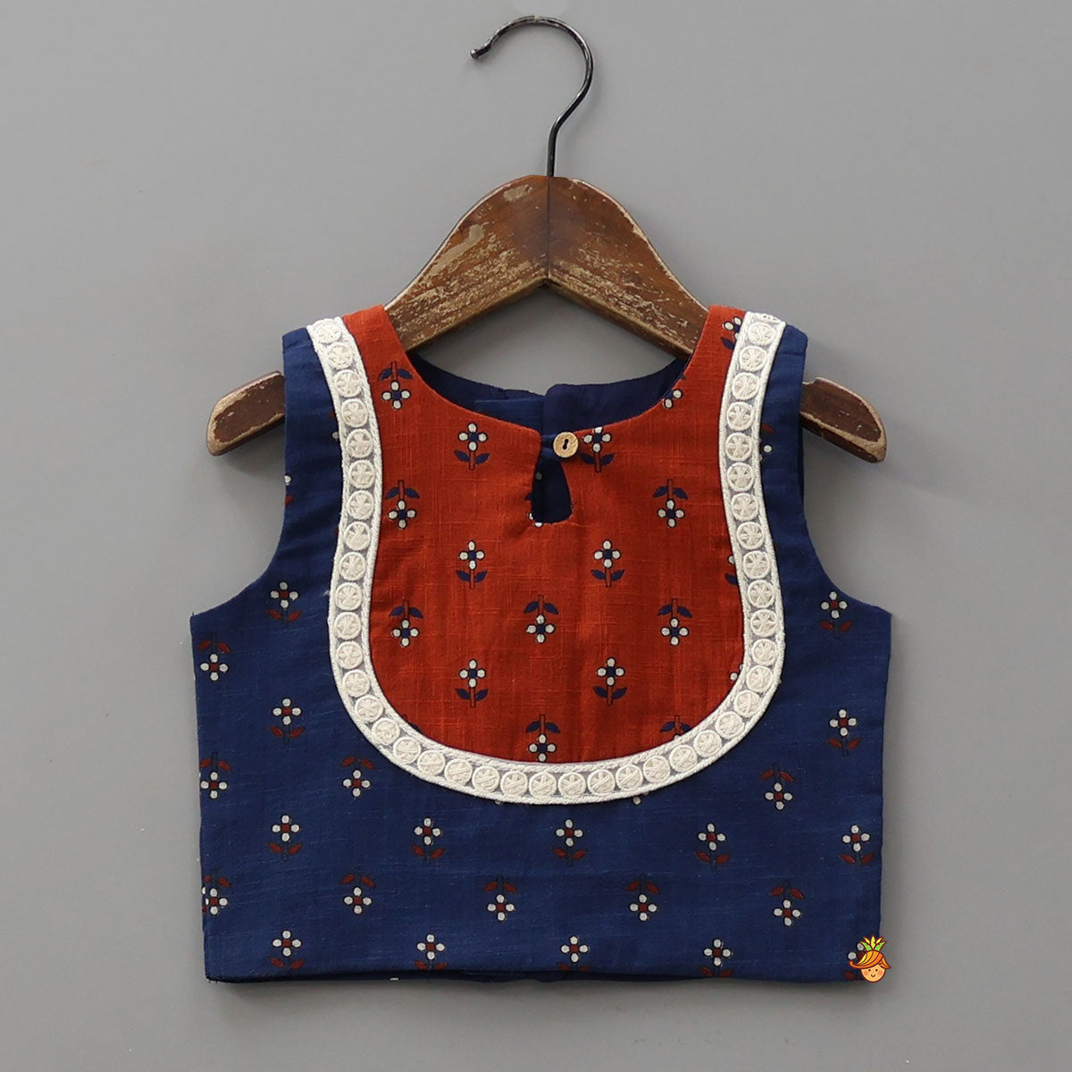 Contrasting Yoke Top And Lehenga With Net Dupatta