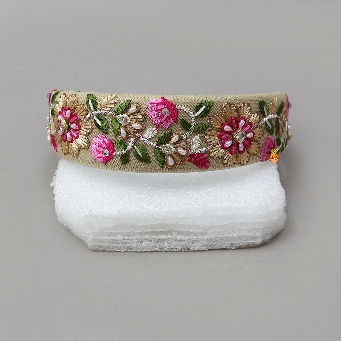 Stunning Thread Embroidered Net Hair Band