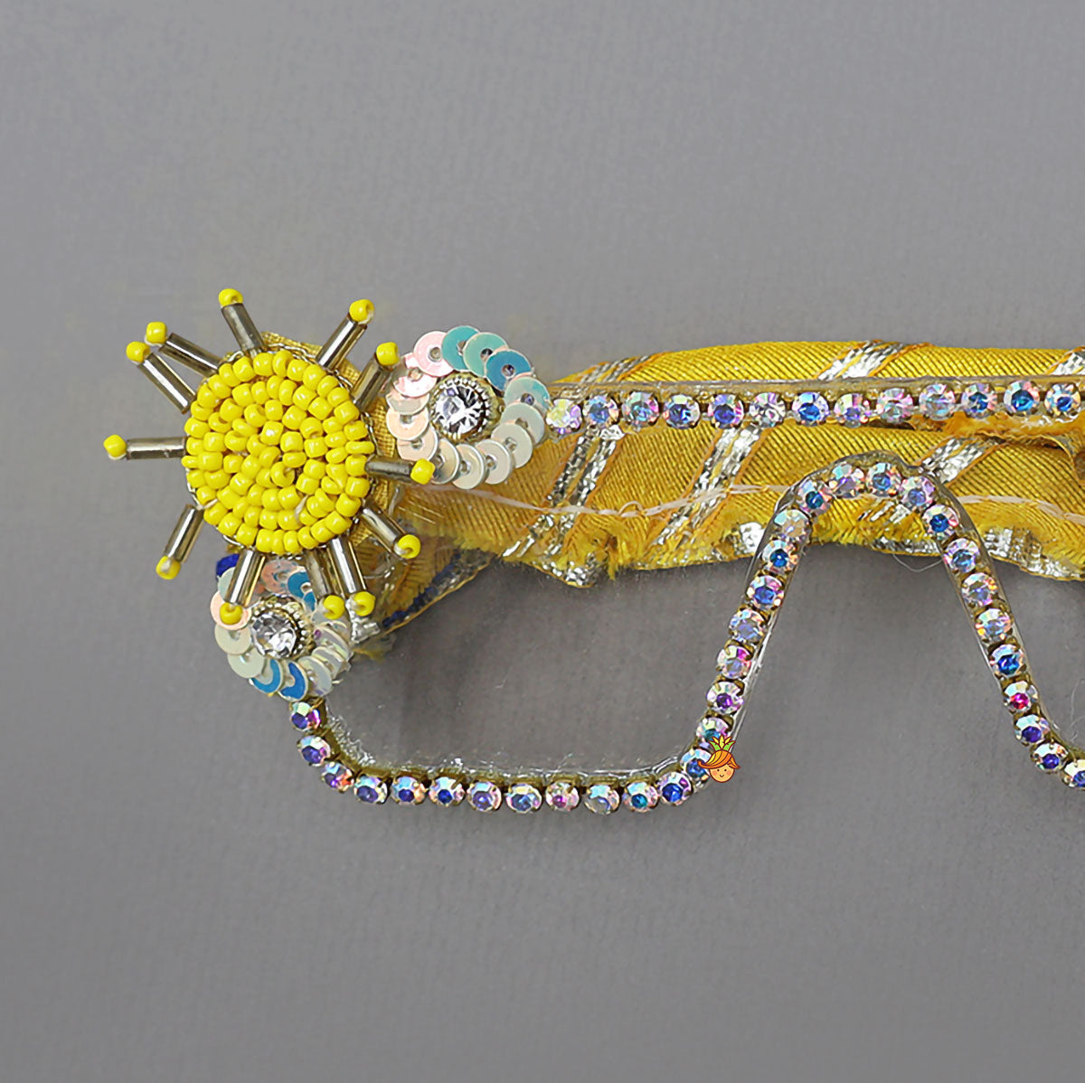 Rhinestones Embellished Sunglasses With Beaded Motif For Up To 8 Years