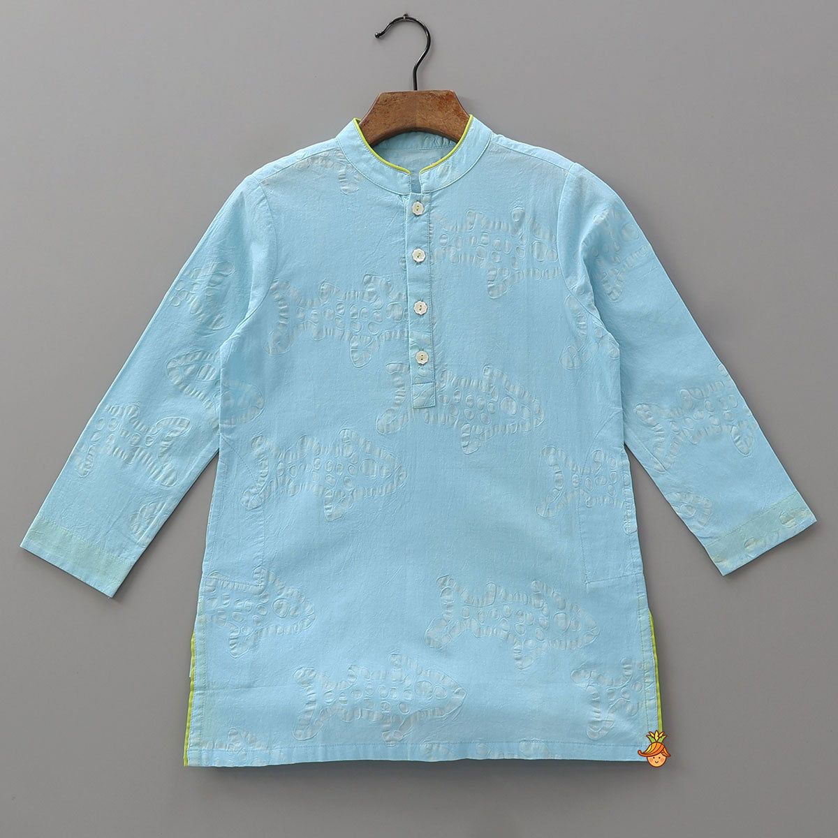 Pre Order: Embossed Pattern Kurta And Pyjama