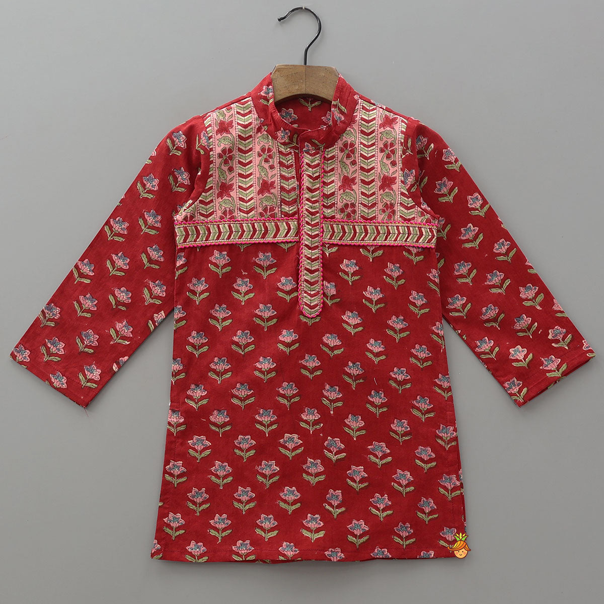 Pre Order: Floral Hand Block Printed Cotton Kurta With Pyjama