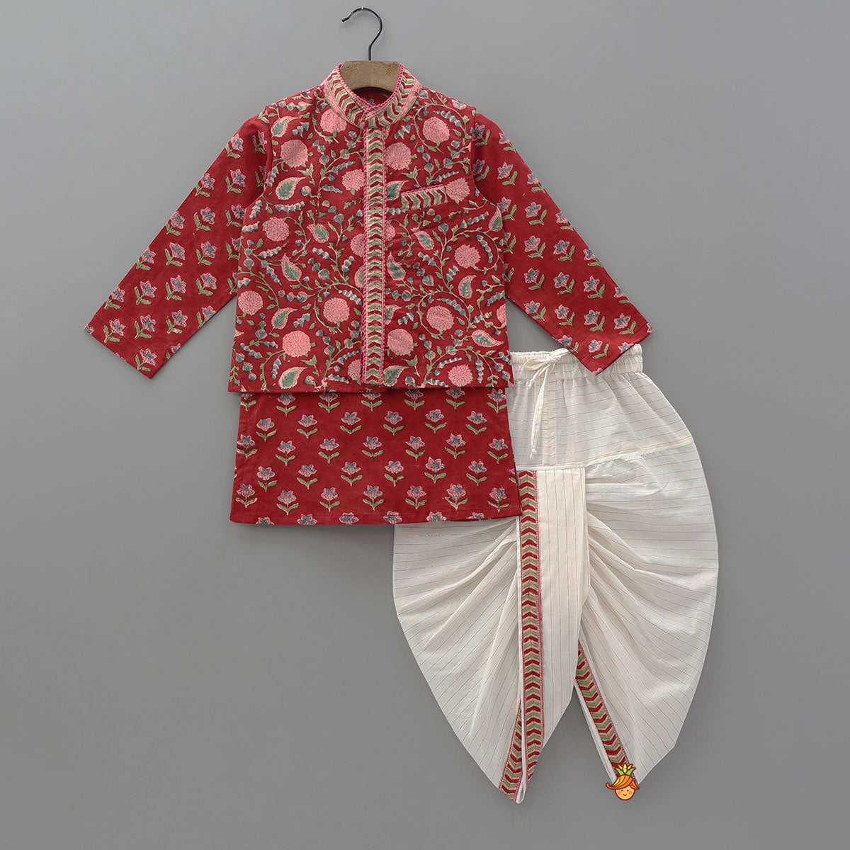 Pre Order: Ethnic Kurta With Pocket Detail Jacket And Dhoti