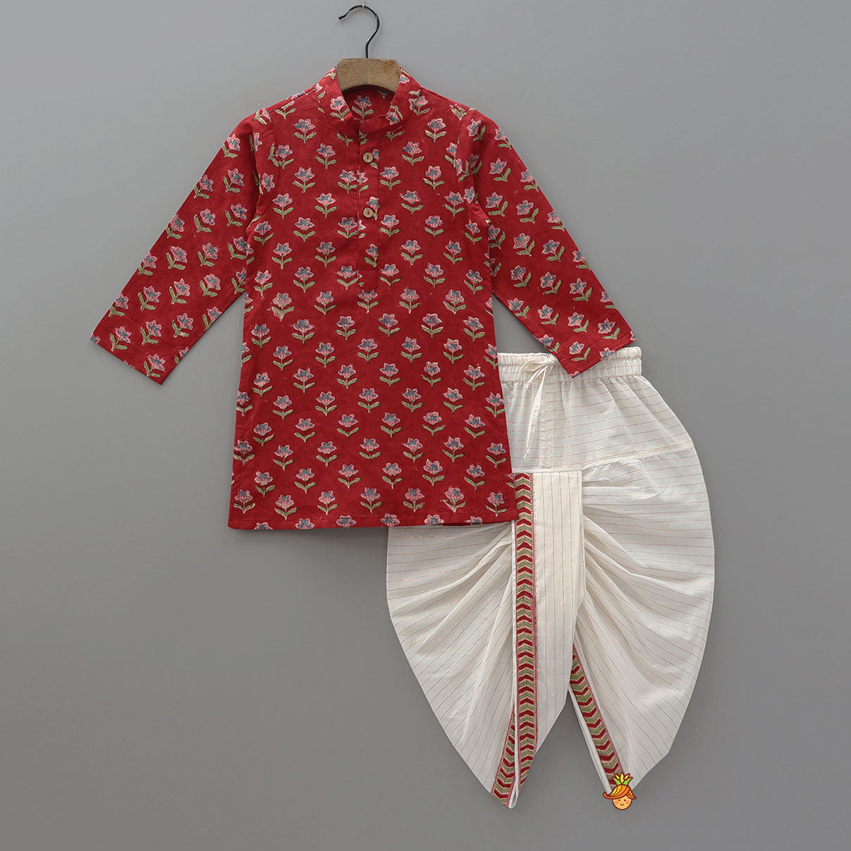 Pre Order: Ethnic Kurta With Pocket Detail Jacket And Dhoti