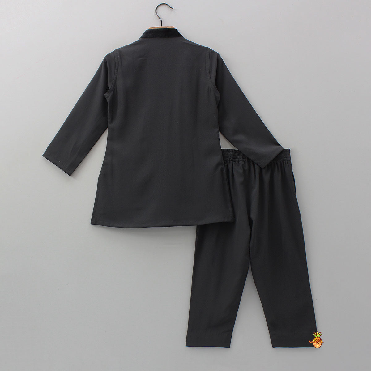 Pre Order: Sequin Embellished Kurta With Pants