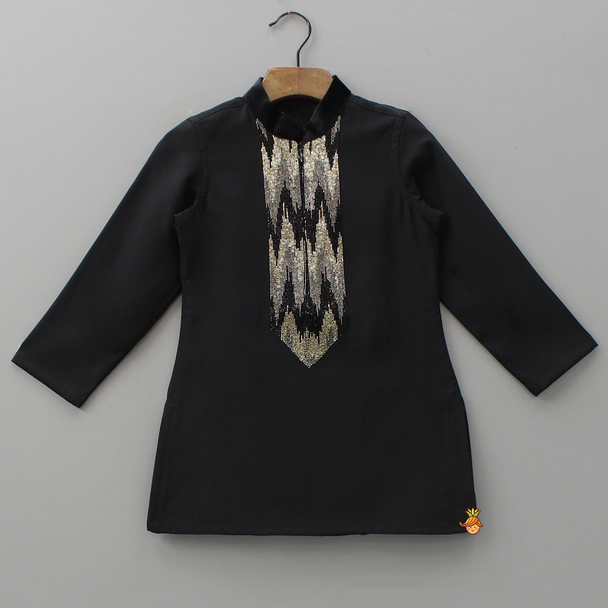 Pre Order: Sequin Embellished Kurta With Pants