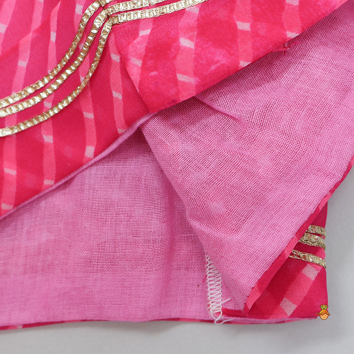 Halter Neck Leheriya Printed Crop Top And Lehenga With Net Dupatta