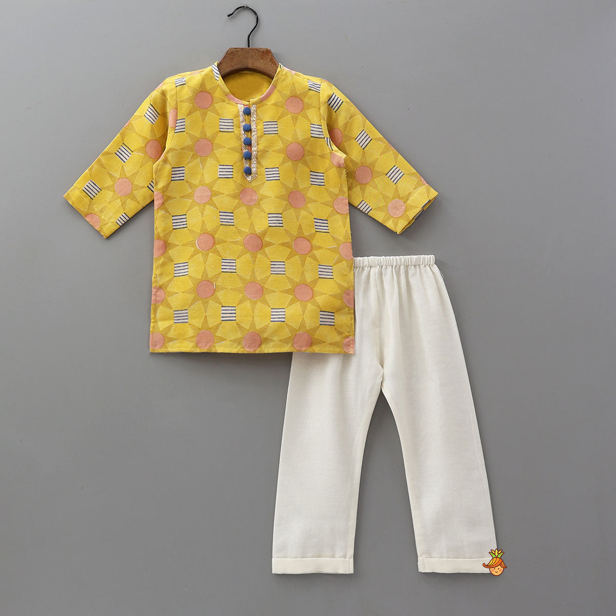 Pre Order: Vibrant Geometric Printed Kurta With Pyjama