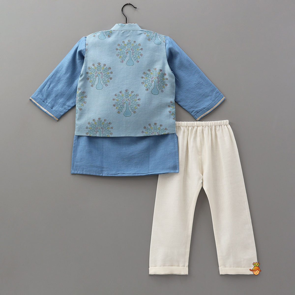 Pre Order: Traditional Kurta With Printed Jacket And Pyjama
