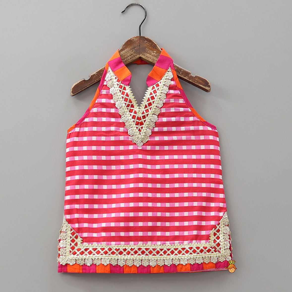 Pre Order: Checkered Lace Detailed Kurti And Flared Sharara With Dupatta