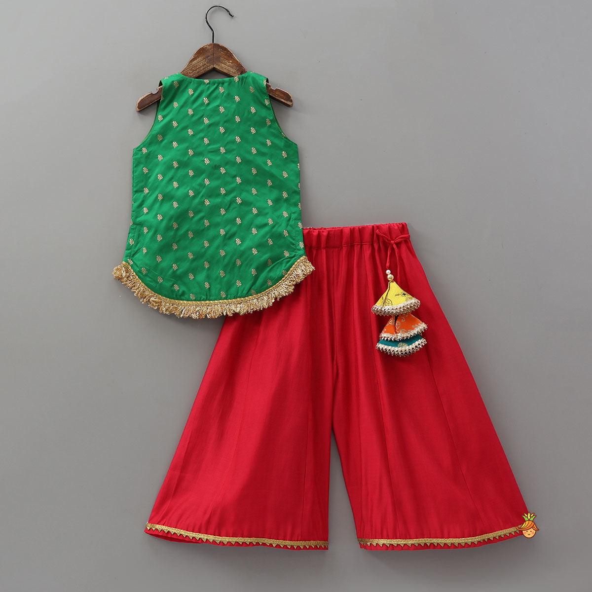Foil Print Kurti With Tassel Detailed Flared Palazzo And Net Dupatta