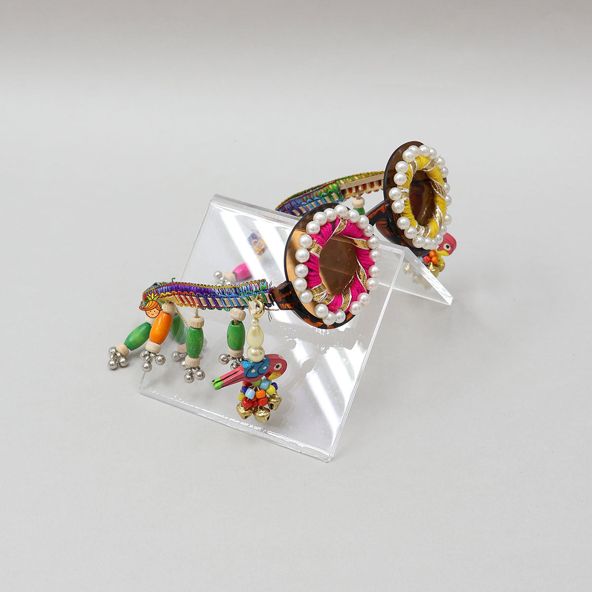 Single Pair Of Decorative Navratri Sunglasses For 3+ Years