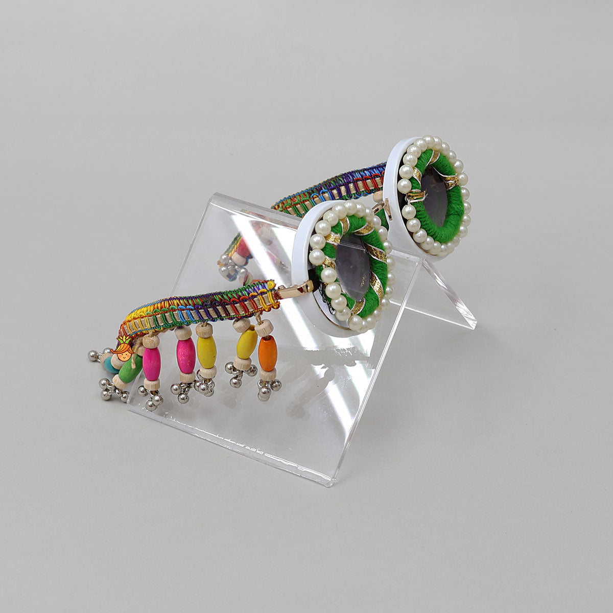 Single Pair Of Stylish Navratri Sunglasses For 3+ Years