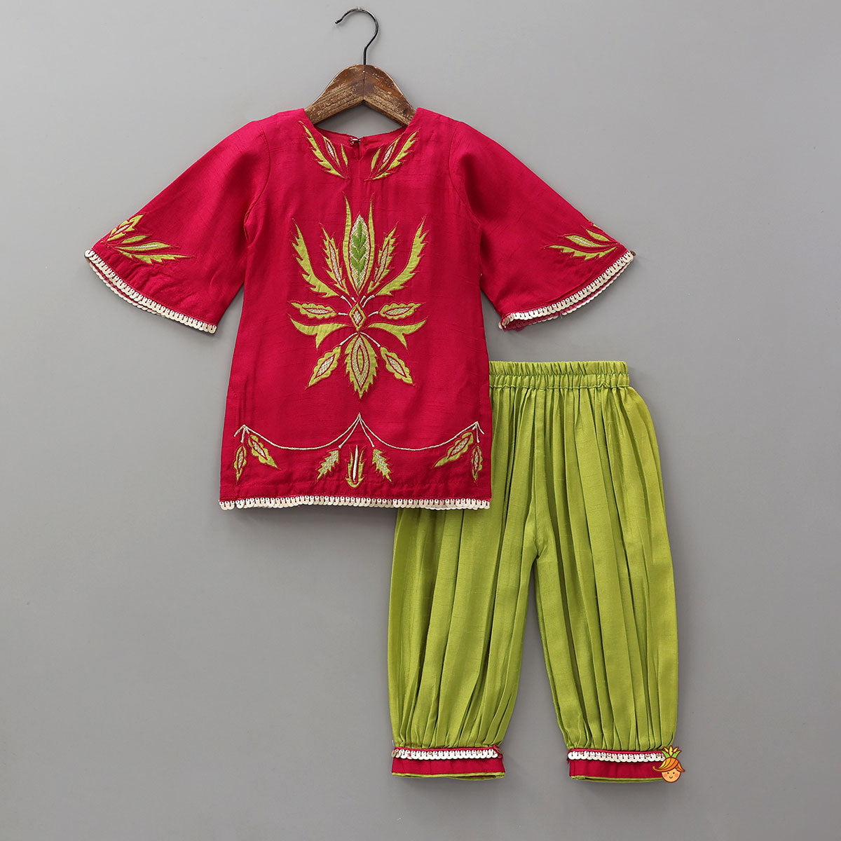 Pre Order: Floral Zari Detailed Kurti With Pleated Pants And Dupatta