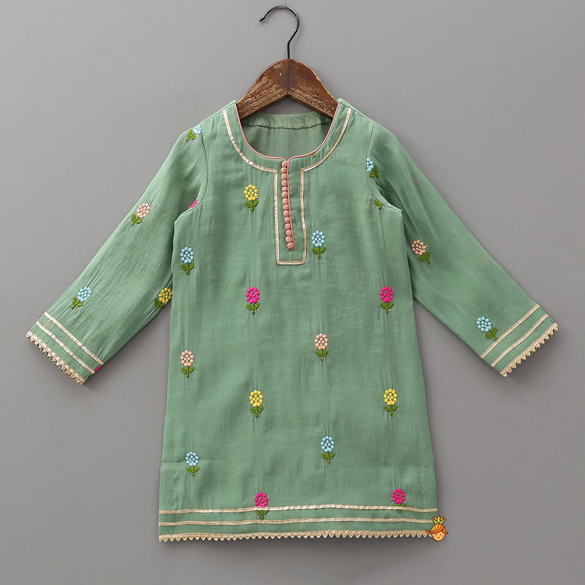 Pre Order: Potli Button Detailed Kurti And Pant With Dupatta