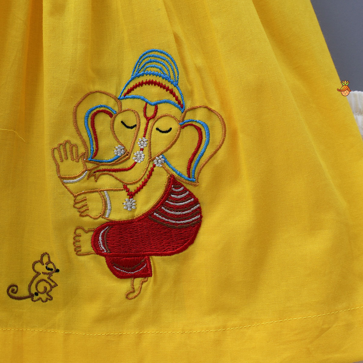 Ganesh Motif Embroidered Kurti And Dhoti
