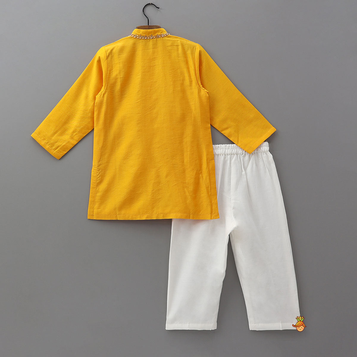 Pre Order: Patchwork Detailed Kurta With Pyjama