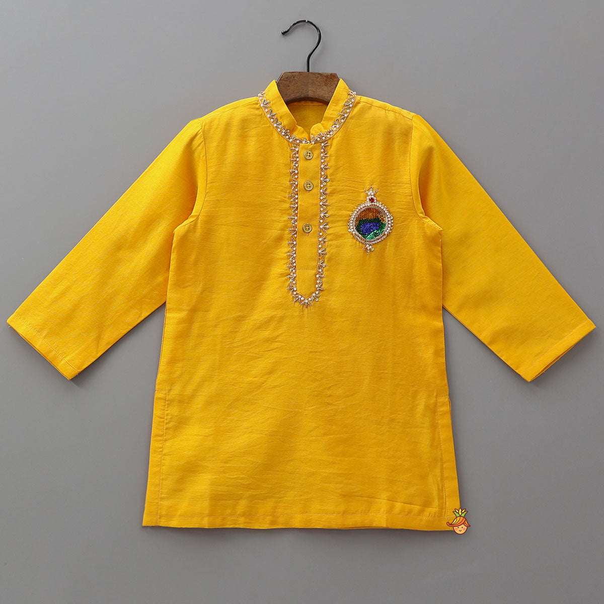Pre Order: Patchwork Detailed Kurta With Pyjama