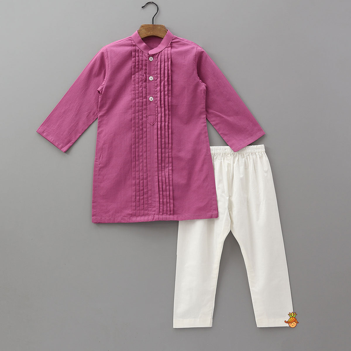 Pre Order: Pin Tuck Cotton Kurta With Pocket Detail Jacket And Pyjama