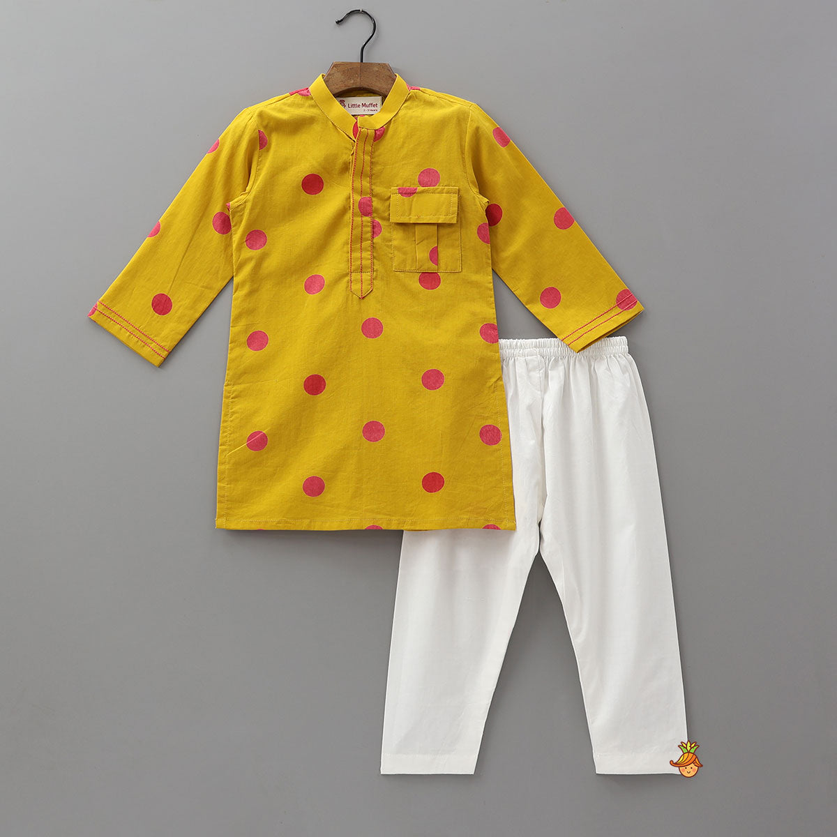 Pre Order: Polka Dot Printed Ethnic Kurta And Pyjama