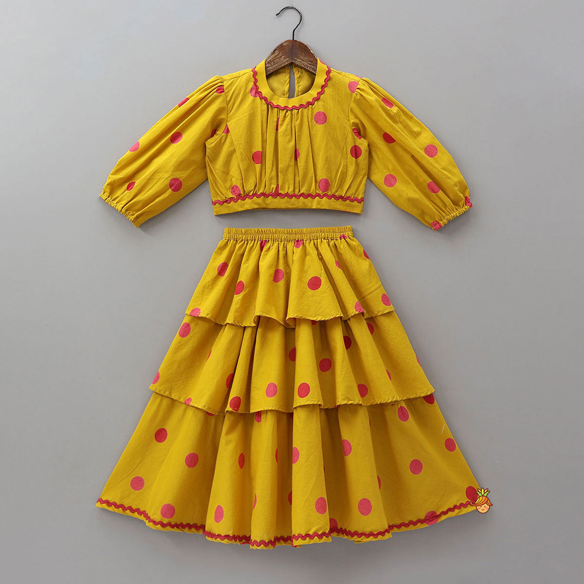 Pre Order: Stylish Sleeves Crop Top And Layered Lehenga