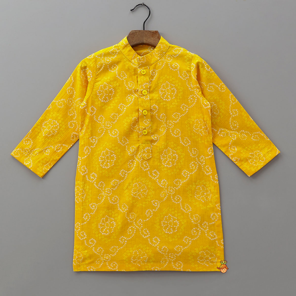 Pre Order: Bandhani Printed Kurta With Kediya Style Jacket And Salwar With Headband