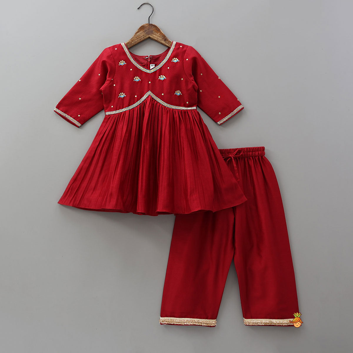 Pre Order: Booti Work Pleated Graceful Kurti And Pant