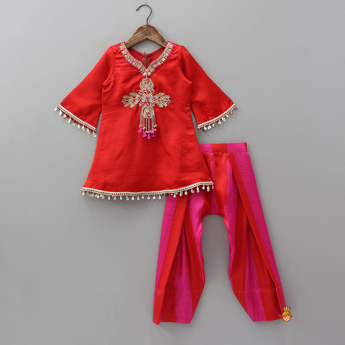 Pre Order: Beautifully Embroidered Neckline Kurti And Salwar