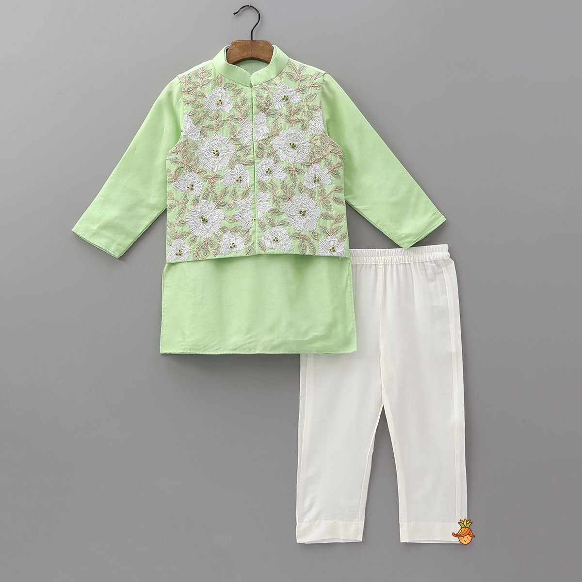 Pre Order: Elegant Ethnic Kurta With Gota Work Jacket And Pyjama