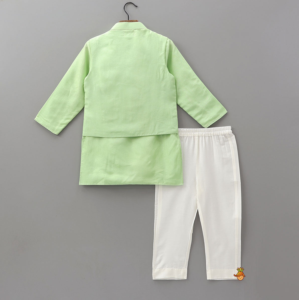 Pre Order: Elegant Ethnic Kurta With Gota Work Jacket And Pyjama