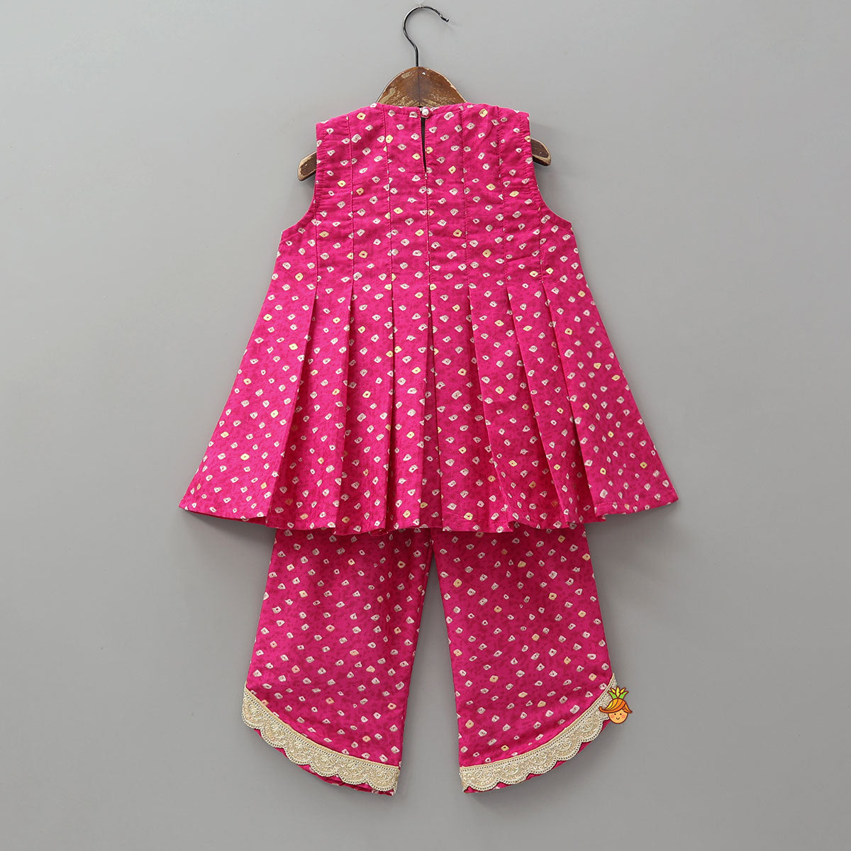 Pre Order: Box Pleated Bandhani Printed Kurti And Stylish Pant With Potli Bag