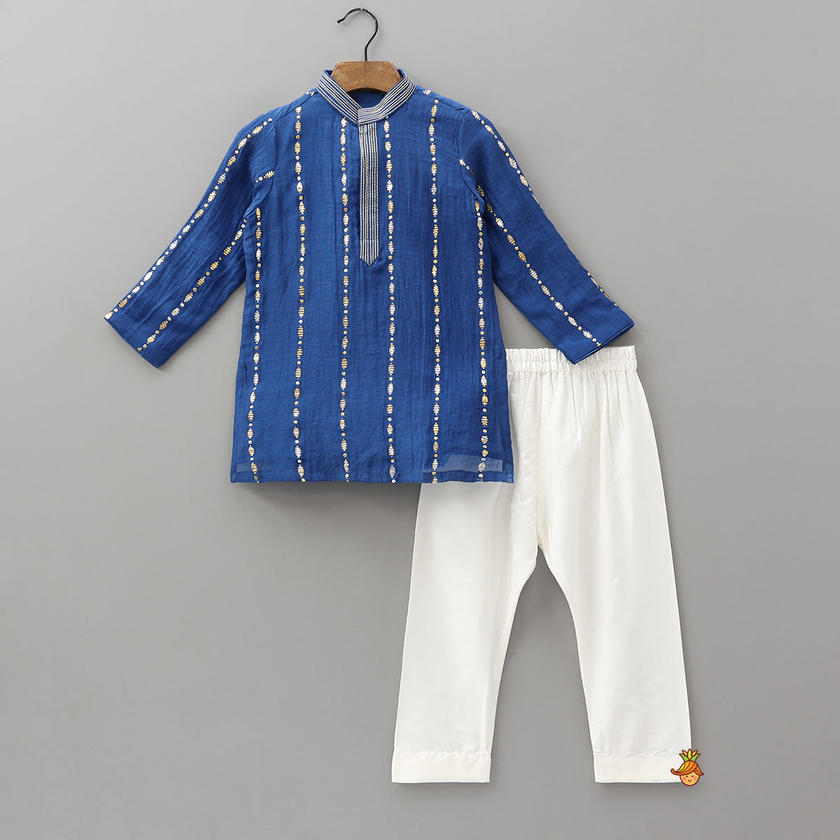 Pre Order: Embroidered Front Placket Classic Kurta And Pyjama