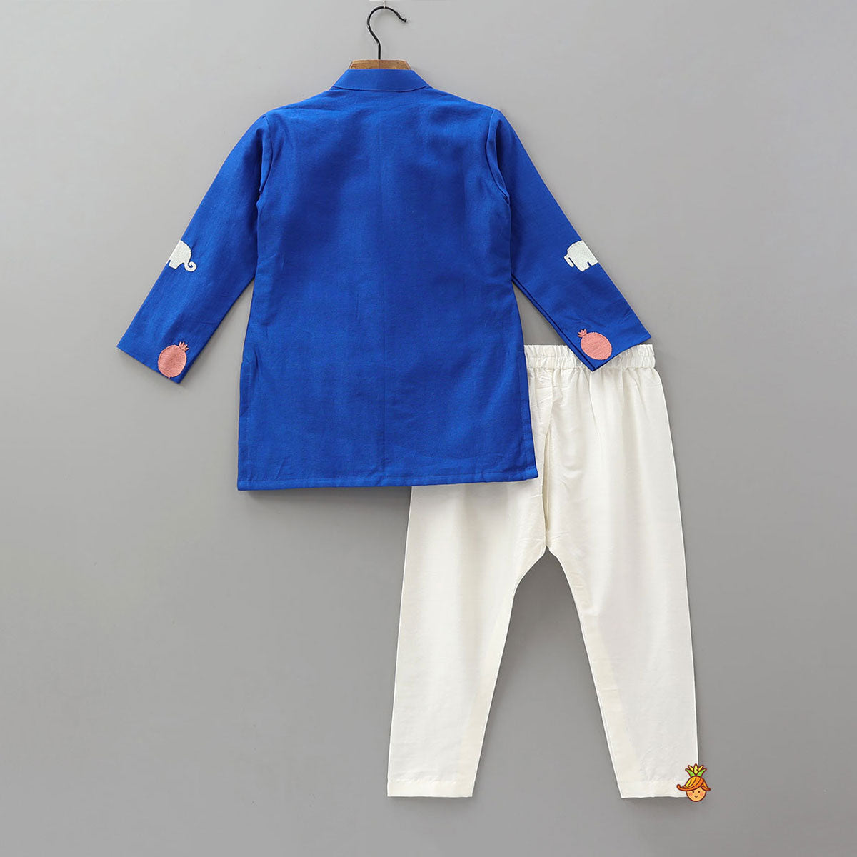 Minimal Embroidered Kurta And Pyjama